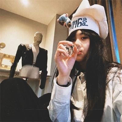 爱的肉体 海报